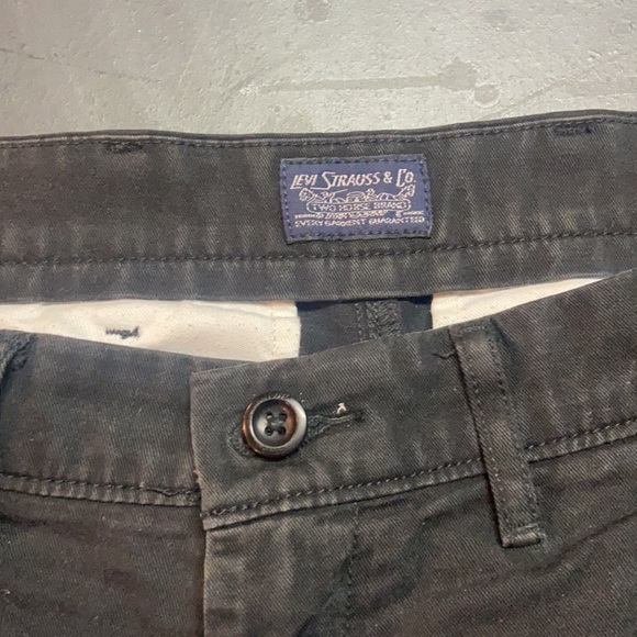 Licked pants - Picture 2 of 9